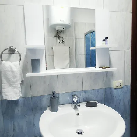 Lida's Seafront * Saranda