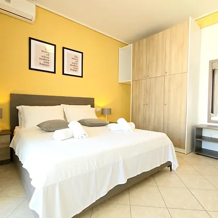Lida's Seafront Apartment Sarande