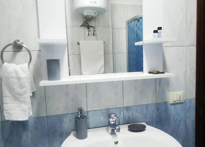 Lida's Seafront * Sarandë