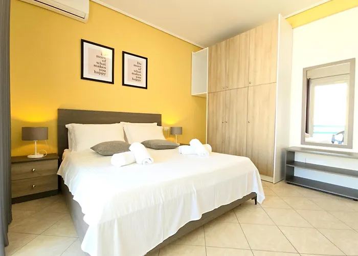 Lida's Seafront Appartamento Sarandë